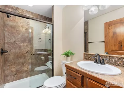 875 Pyramid Peak St, Berthoud, CO 80513 photo 5