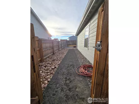 3801 Dove Ln, Evans, CO 80620 photo 15