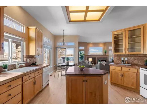 2098 River West Dr, Windsor, CO 80550 photo 9