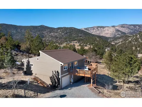 38 Navajo Ct, Lyons, CO 80540