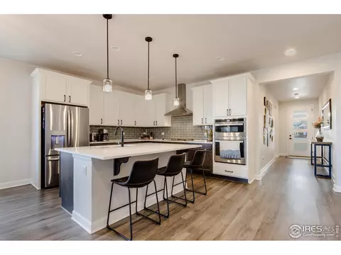 744 S 10th St, Berthoud, CO 80513 photo 6