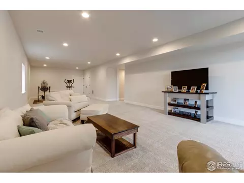 744 S 10th St, Berthoud, CO 80513 photo 25
