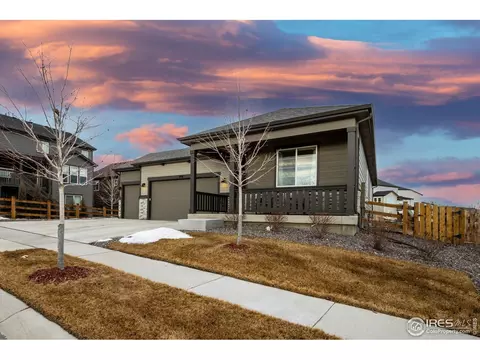744 S 10th St, Berthoud, CO 80513 photo 2