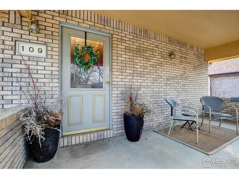 109 E Iowa Ave, Berthoud, CO 80513 photo 4