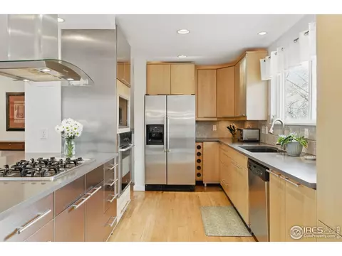 741 Ithaca Dr, Boulder, CO 80305 photo 8