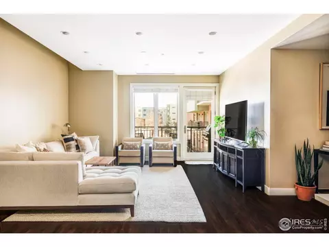 3301 Arapahoe Ave #204, Boulder, CO 80303