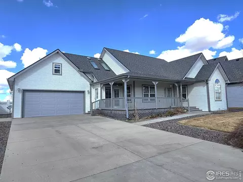 14021 Cottonwood Cir, Sterling, CO 80751