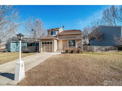 1858 Sumner St, Longmont, CO 80501