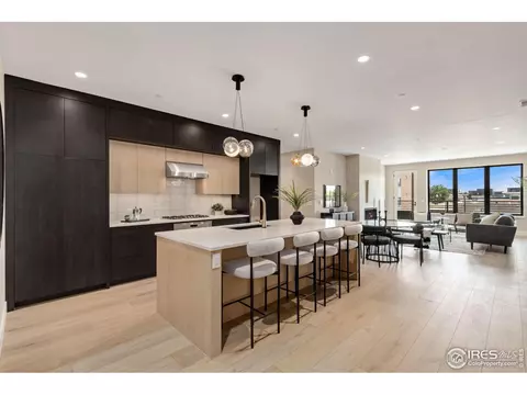 205 E 6th St #305, Loveland, CO 80537