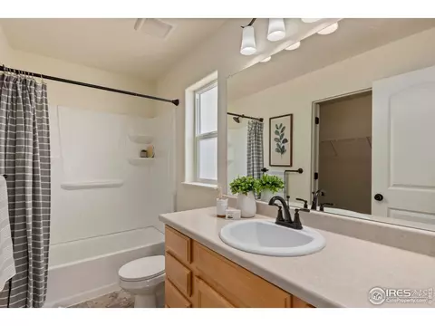 1054 Kendalbrook Dr, Windsor, CO 80550 photo 18