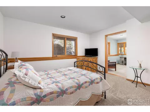 82 Grove Ct, Boulder, CO 80302 photo 30