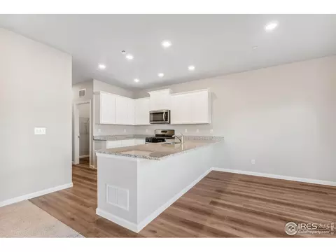 137 Robin Rd, Johnstown, CO 80534 photo 6