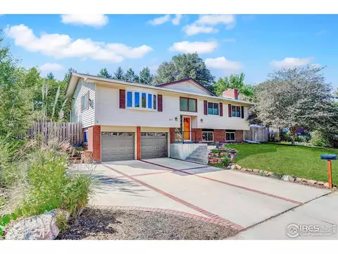 2823 Mountain View Ave, Longmont, CO 80503
