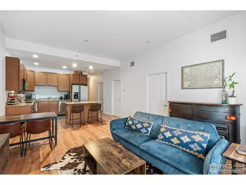1950 N Logan St #502, Denver, CO 80203