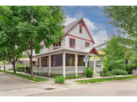 906 Confidence Dr, Longmont, CO 80504