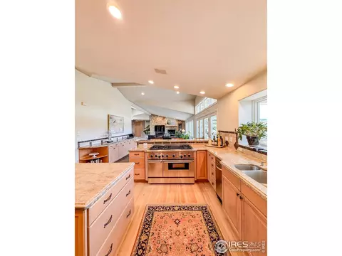 7155 Rustic Trl, Boulder, CO 80301 photo 11