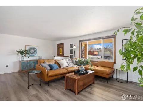 563 W 48th St, Loveland, CO 80538