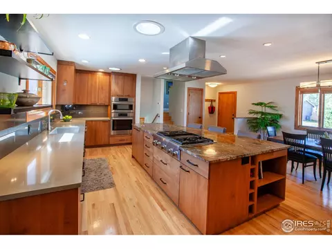560 S 41st St, Boulder, CO 80305 photo 4