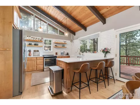 661 Peakview Rd, Boulder, CO 80302 photo 2