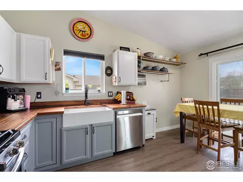 809 E 21st St, Greeley, CO 80631 photo 9