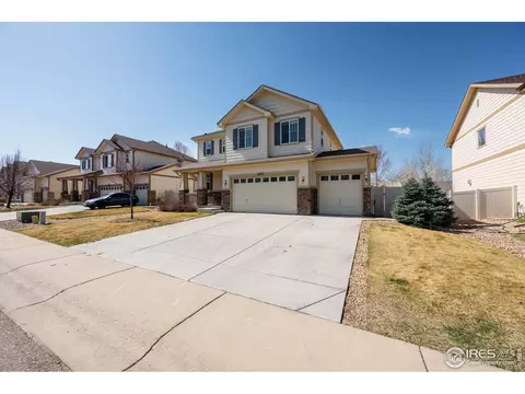 4874 Sandy Ridge Ave, Longmont, CO 80504 photo 2