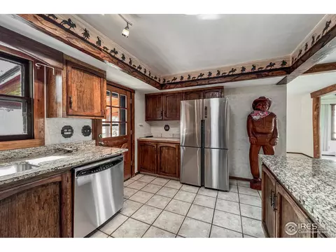 135 Lake Dr, Lyons, CO 80540 photo 4