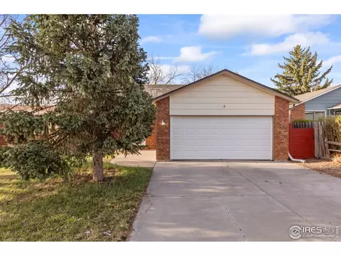 438 E 42nd St, Loveland, CO 80538