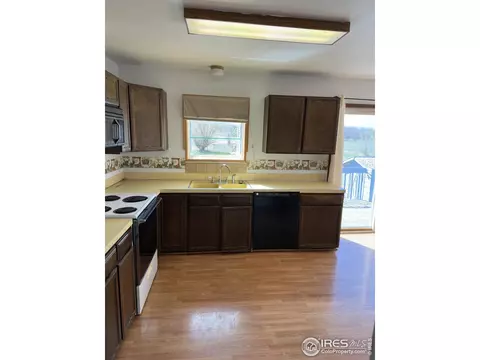 937 Glenview Dr, Berthoud, CO 80513 photo 11