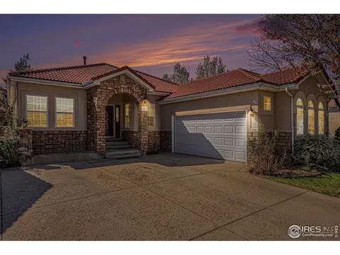 2977 Dunes Ct, Longmont, CO 80503