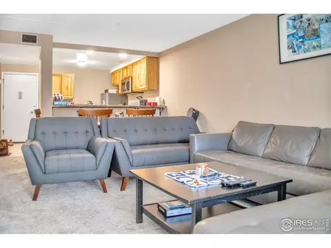 805 29th St #204, Boulder, CO 80303