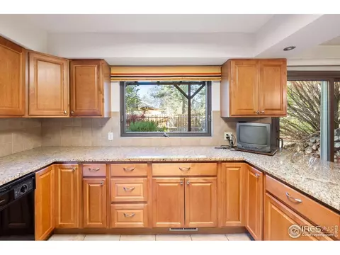 337 Eagle Ct, Longmont, CO 80504 photo 15