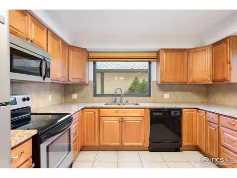 337 Eagle Ct, Longmont, CO 80504 photo 14