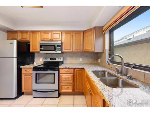 337 Eagle Ct, Longmont, CO 80504 photo 16