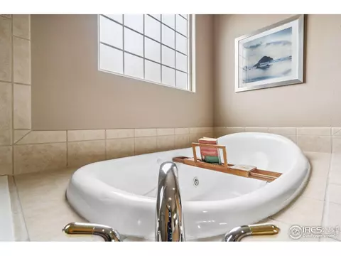 2111 Meander Rd, Windsor, CO 80550 photo 18
