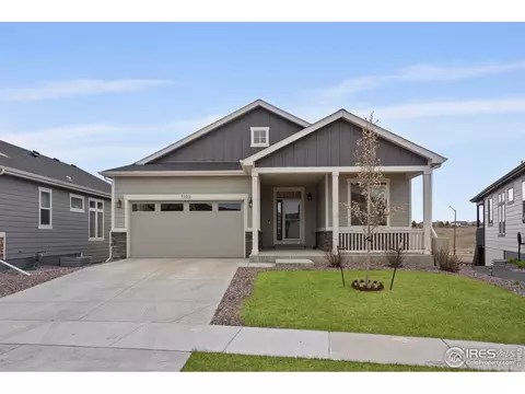 1103 Hornet Dr, Fort Collins, CO 80526