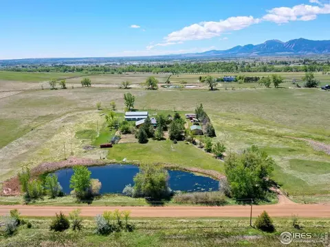 5196 Oxford Rd, Longmont, CO 80503