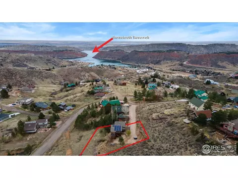 144 Sandhill Ln, Fort Collins, CO 80526