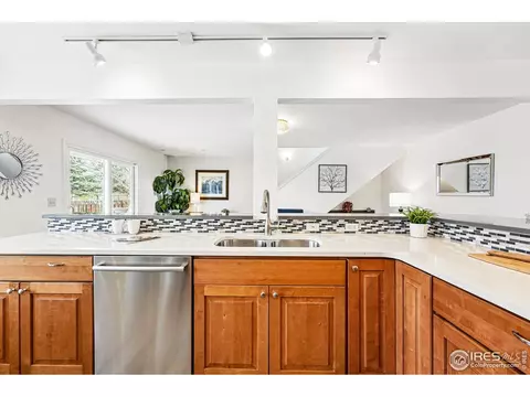 803 Ithaca Dr, Boulder, CO 80305 photo 8