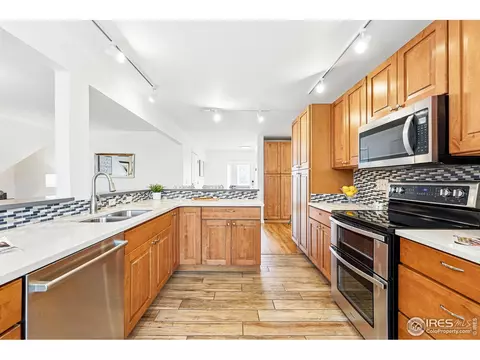803 Ithaca Dr, Boulder, CO 80305 photo 3