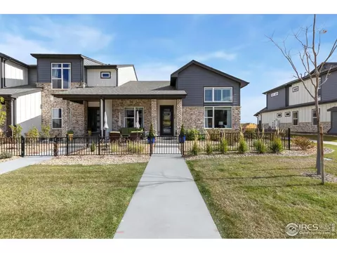 174 High Point Dr, Longmont, CO 80504
