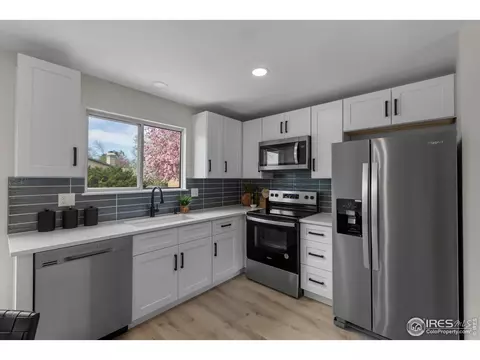 2406 Wapiti Rd, Fort Collins, CO 80525