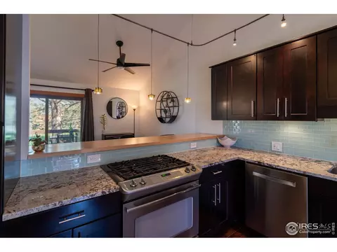 4654 Greenbriar Ct, Boulder, CO 80305 photo 16