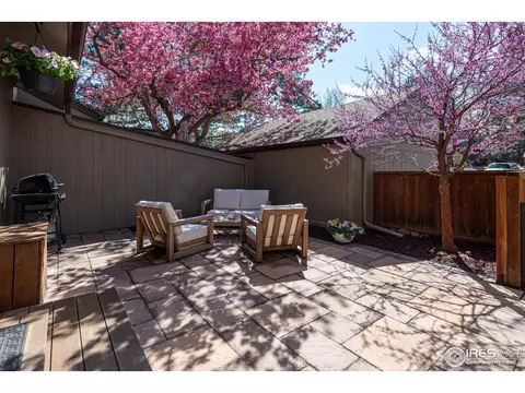 4654 Greenbriar Ct, Boulder, CO 80305 photo 3