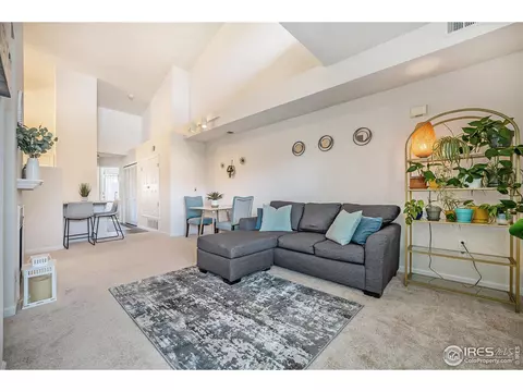 3235 S Walden Ct #E, Aurora, CO 80013