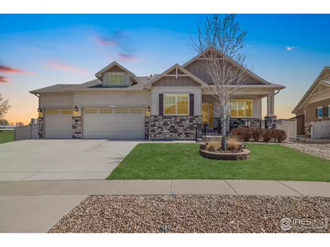 8962 Foxfire St, Longmont, CO 80504
