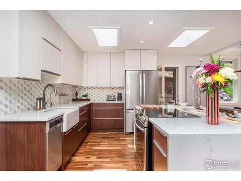 162 Alaska Rd, Boulder, CO 80302
