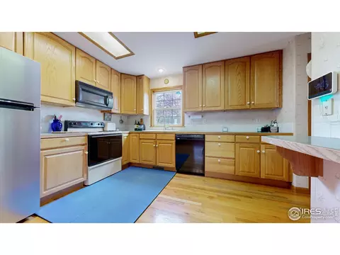 313 E Iowa Ave, Berthoud, CO 80513 photo 6