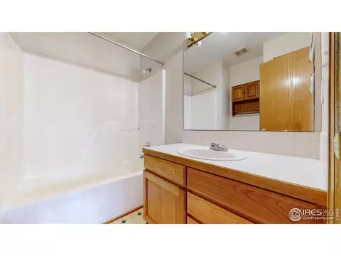 313 E Iowa Ave, Berthoud, CO 80513 photo 16