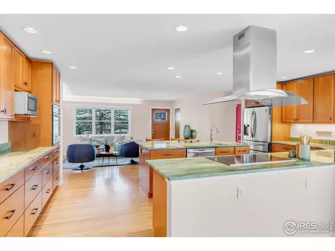 195 S 35th St, Boulder, CO 80305 photo 8