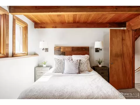 279 Forrest Ln, Boulder, CO 80302 photo 16